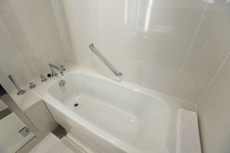 Bathtub Restoration in Denver, CO